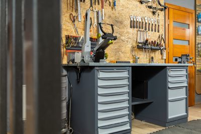 7 Garage Storage Hacks That Actually Ruin Tools