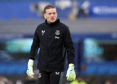 Everton: England goalkeeper Jordan Pickford commits future on Merseyside