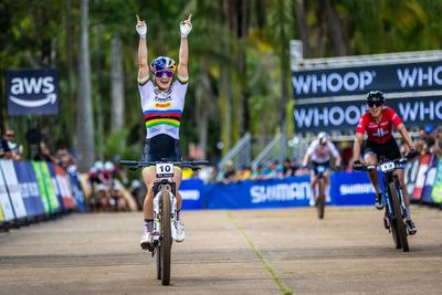 'This feels like the most turbulent, hard year I've ever had' – Evie Richards conquers difficult 2025 as most successful female short track rider ever