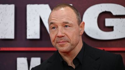 'Please, help us make this book' - Adolescence star Stephen Graham calls for dads to write letters to their sons about what it means to be a man