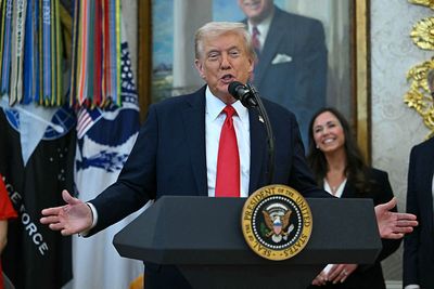 Touting drugmaker deal, Trump encourages employer IVF coverage - Roll Call