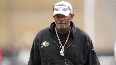 Deion Sanders Had Classy Gesture for Colorado Bench Players During Practice