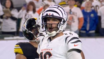 Al Michaels, Kirk Herbstreit Couldn't Handle Joe Flacco’s Shocked Reaction to Drop