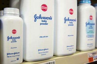 Thousands in UK take legal action against Johnson & Johnson over alleged talc cancer link