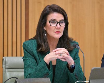 Afternoon Update: Hume’s Nationals joke prompts sharp rebuke; Kiss cofounder dies at 74; and night owls v early birds