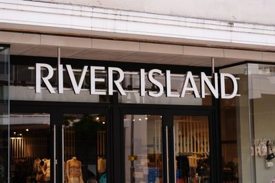 River Island and New Look shut down full list: Hundreds of fashion retailers close down across UK