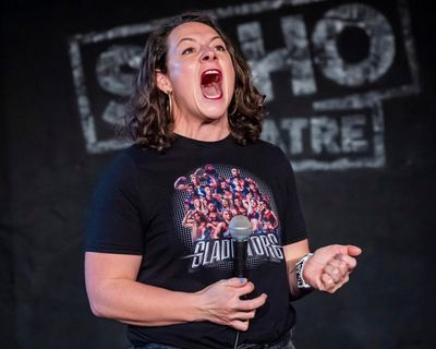 Jessica Fostekew: Iconic Breath review – furious, frustrated yet cheerfully funny