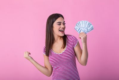 10 Money Practices Women Can Adopt to Build Wealth