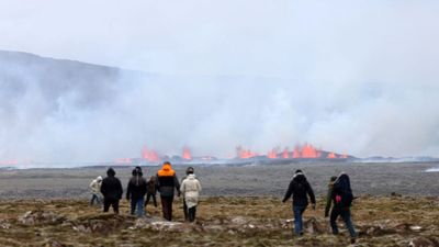20yo woman joined major search for ‘missing’ tourist on Iceland trip – takes her hours to realize she is looking for herself
