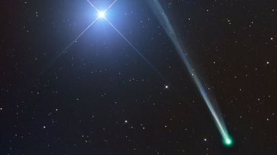 How to see Comet C/2025 R2 (SWAN) shine in the October sky