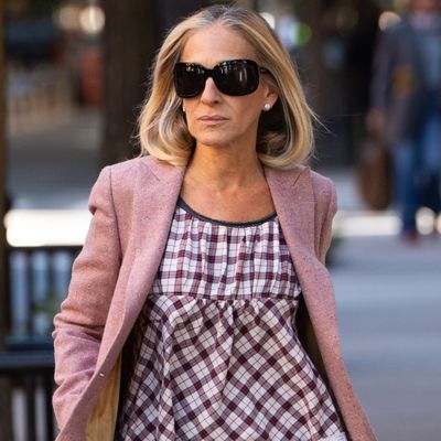 Viral Ugg Slippers Replace Fall Shoe Trends in Sarah Jessica Parker's Closet