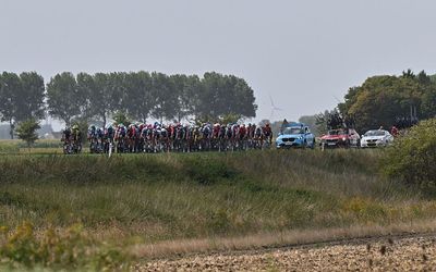 Stage 3 of Tour of Holland cancelled after vehicles enter race route, riders refuse to continue