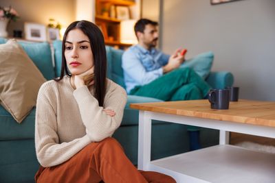 10 Signs She’s Losing Interest (And It’s Your Fault)