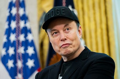Elon Musk Faces Tesla Revolt: Furious Shareholders Slam His $1 Trillion Power Grab