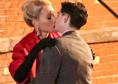 'I Didn't Know It Was Kylie Jenner!' Gwyneth Paltrow on Her Viral Timothée Chalamet Kiss