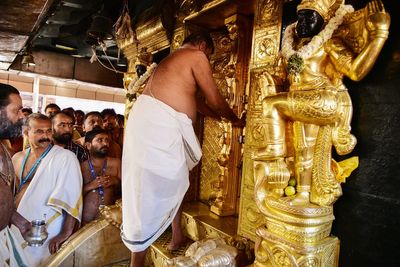 Missing temple gold causes political scandal amid soaring prices of precious metal