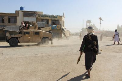 Afghanistan and Pakistan to hold peace talks in Doha after airstrikes kill cricketers