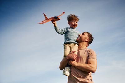 9 Decisions Every Father Must Make Alone