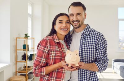 8 Ways Child-Free Couples Outpace Married-with-Kids on Financial Flexibility
