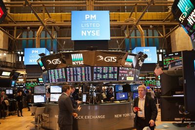 Tesla, Palantir JPMorgan And More — Here's Why Investors Couldn't Stop Talking About These Stocks This Week