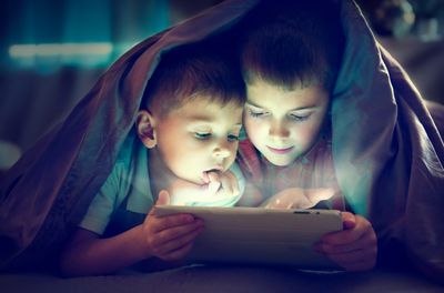 6 Ways Shared Tablets Are Quietly Harming Your Child’s Sleep