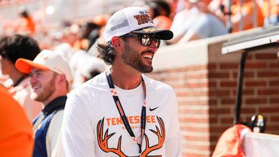 Giants Nearing Deal to Name Top SEC Baseball Coach Manager