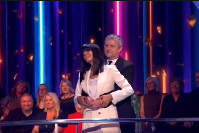 Strictly’s Claudia Winkleman and Dave Arch recreate Coldplay kiss-cam moment