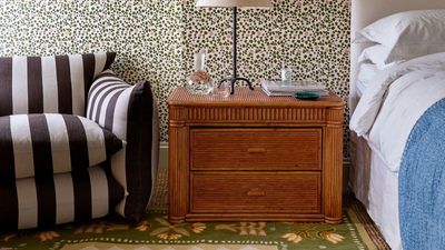 This Charming Rug Style Has Me in a Chokehold – Here's Why Editors and Designers Alike Can't Stop Shopping (and Thrifting) Folk Flatweave Rugs