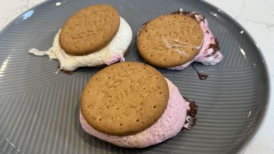 These air fryer s’mores are just like the ones you toast on a fire but without the smoke and mess