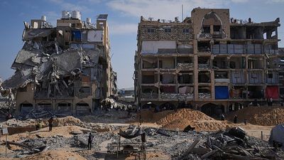 Trump says ceasefire to hold after Israel airstrikes on Hamas in Rafah