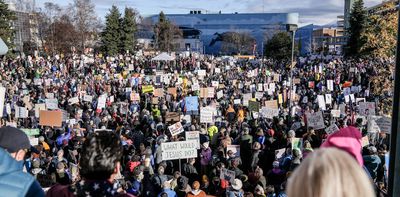 10 effective things citizens can do to make change in addition to attending a protest