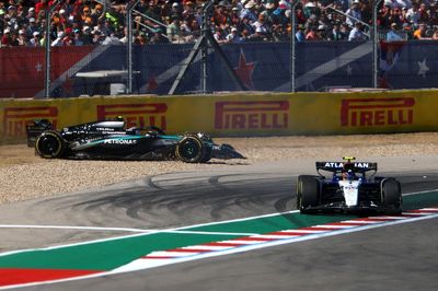 Carlos Sainz crashes out of United States GP after Kimi Antonelli clash