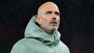 Enzo Maresca Offers Defiant Response to Chelsea’s Red Card Crisis