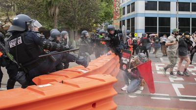 March violence compared to 1970s Northern Ireland