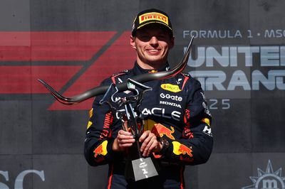 Max Verstappen cruises to United States Grand Prix victory to maintain pressure in battle for F1 championship