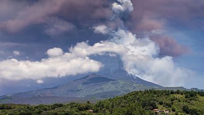 Scientists discover new way to predict next Mount Etna eruption
