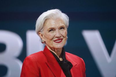 Maye Musk Says She Only 'Lasted' Until 11 PM At Elon's Saturday Meetings, Agrees With Trump's AI Czar No One Works Harder Than Her Son