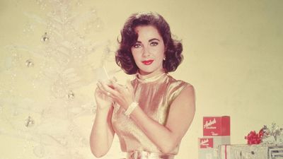 'Festive Nostalgia' is Christmas 2025's Biggest Decor Trend – We're Taking Notes From Elizabeth Taylor's '50s Tree