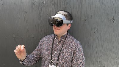 The first Android apps for the Samsung Galaxy XR headset are already showing up