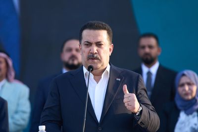 Iraq says some US military advisers will stay due to IS threat in Syria