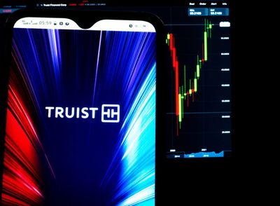 Truist Financial Analysts Raise Their Forecasts After Better-Than-Expected Q3 Earnings