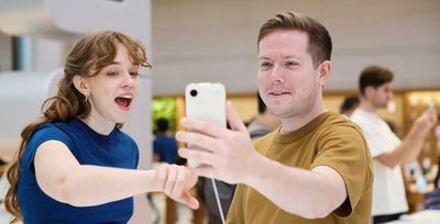 Apple Stock Hits Buy Point On Improving Sentiment, Notches Record High