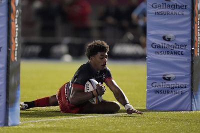 Steve Borthwick hails ‘exciting’ Noah Caluori as he makes England training squad