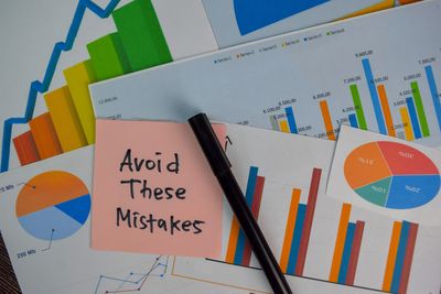 No Formal Training Can Help You With These 5 Financial Mistakes