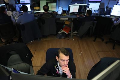 Top analyst still thinks we’re on the cusp of a new boom for the economy, but investors aren’t with him: ‘Markets remain choppy’