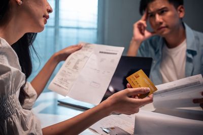 7 Money Conversations That DINK Couples Avoid Until It’s Too Late