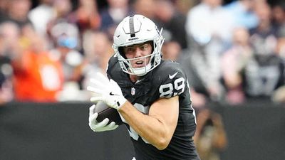Pete Carroll Provides Injury Updates on Brock Bowers, Jakobi Meyers
