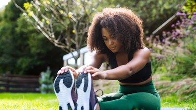 Top strength coach Jeff Cavaliere shares 5 morning stretches for a stronger, more flexible body