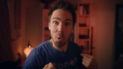 YouTuber does a terrible job as a wedding videographer – and his play-by-play commentary is hilarious