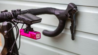 How to get a super neat bike light setup - Tips and tricks to clean up your bike this winter